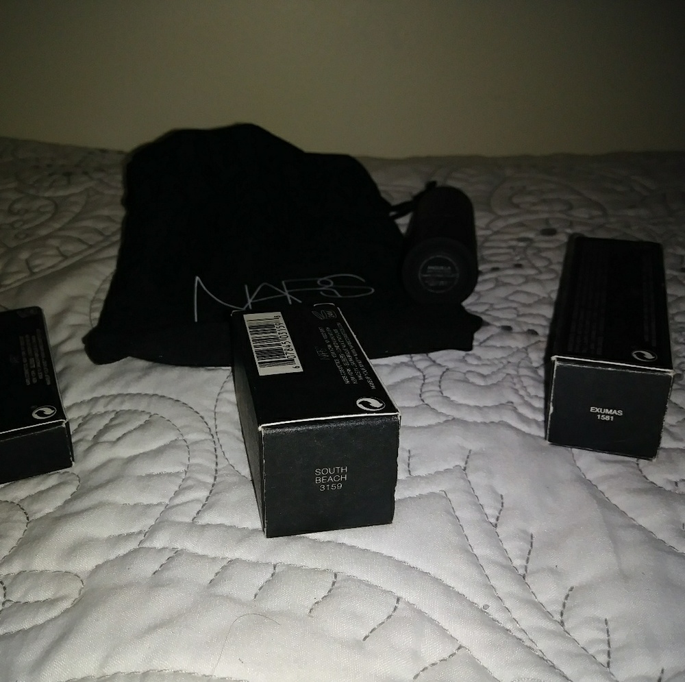 Nars Lot